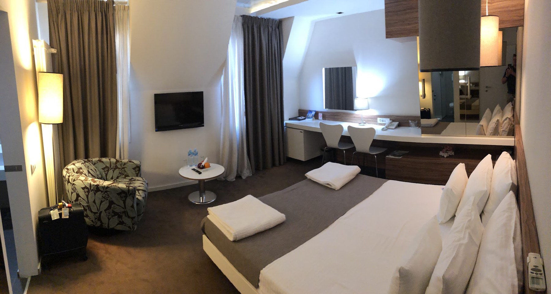 Sole Hotel soba wide